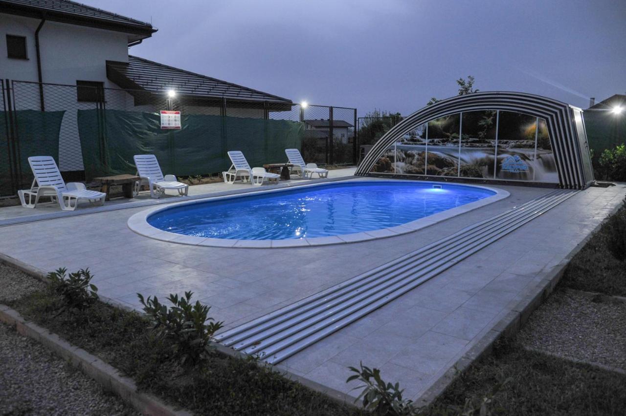 Villa Kalypso Bihac Exterior photo